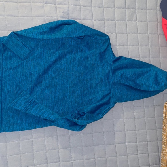 Under armour hoodie - Picture 2 of 2